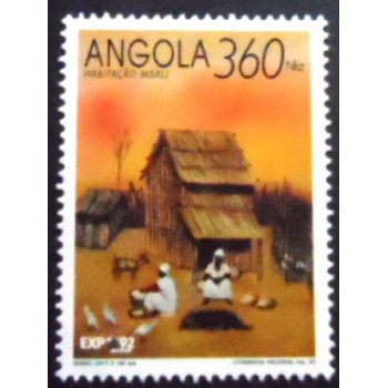 Selo postal da Angola de 1992 Traditional Housing Expo-92 360