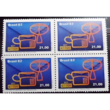 Quadra de selos postais do Brasil de 1982 - Ministério Comunicações