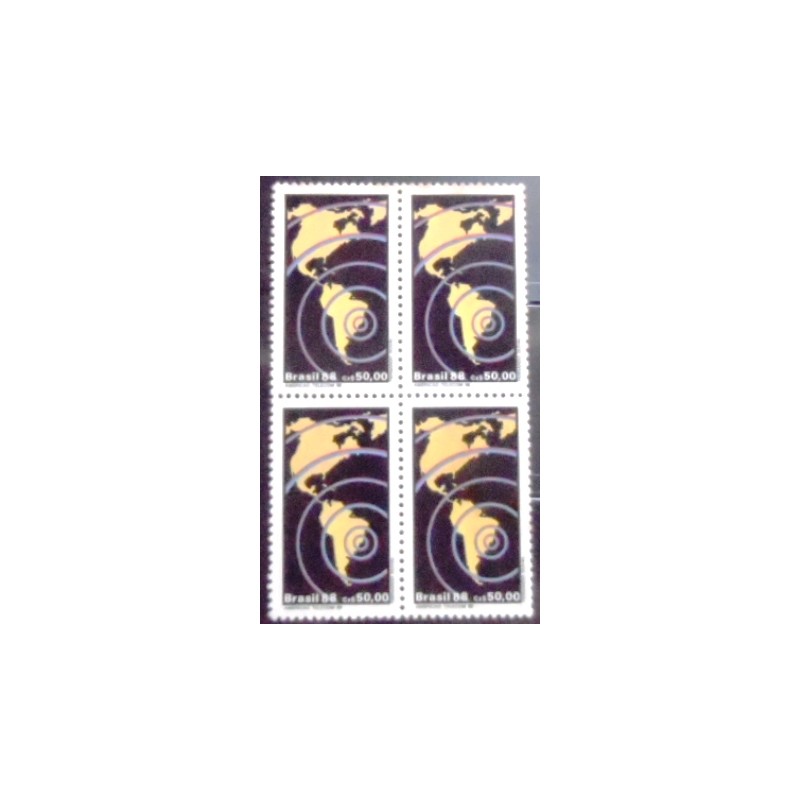 Quadra de selos comemorativos do Brasil de 1988 TELECOM M