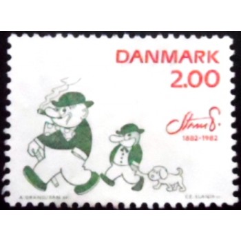 Selo postal da Dinamarca de 1982 Peter & Ping with dog