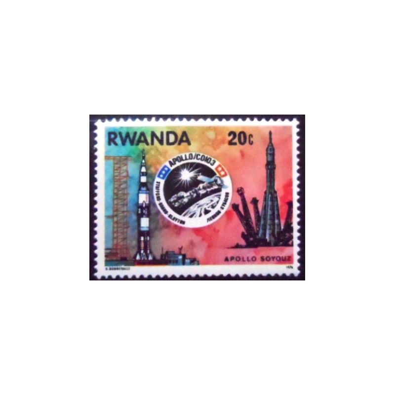 Selo postal de Ruanda de 1976 Apollo Soyuz3 and Mission Patch