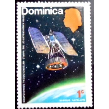 Selo postal de Dominica de 1973 Nimbus satellite