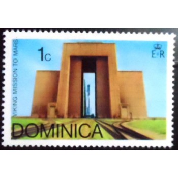 Selo postal Dominica 1976 Titan launch center