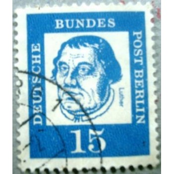 Imagem similar à do selo postal da Alemanha de 1961 Martin Luther X