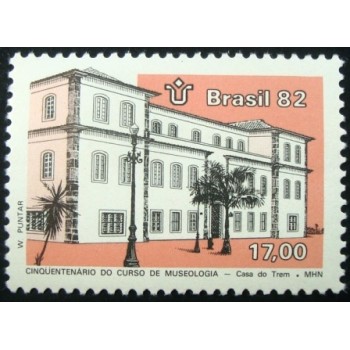 Selo postal do Brasil de 1982 Casa do Trem