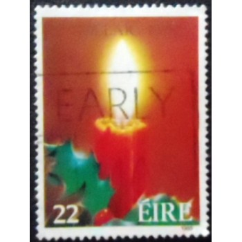Imagem do selo postal da Irlanda de 1985 Lighted Candle and Holly U anunciado