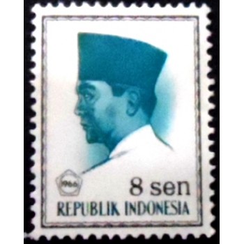 imagem do selo postal da Indonésia de 1966 President Sukarno 8 M anunciado
