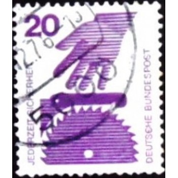 Imagem similar à do selo postal da Alemanha de 1972 Circular saw UA anunciado