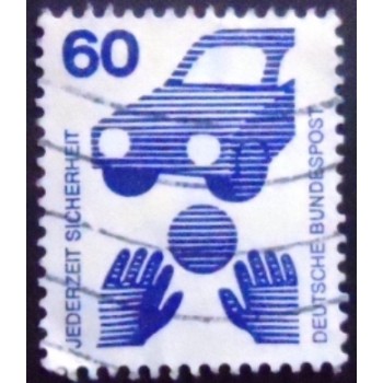 Imagem similar à do selo postal da Alemanha de 1971 Ball in Front of Car UA anunciado