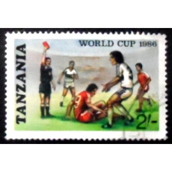 Imagem do selo postal da Tanzânia de 1986 Red card anunciado