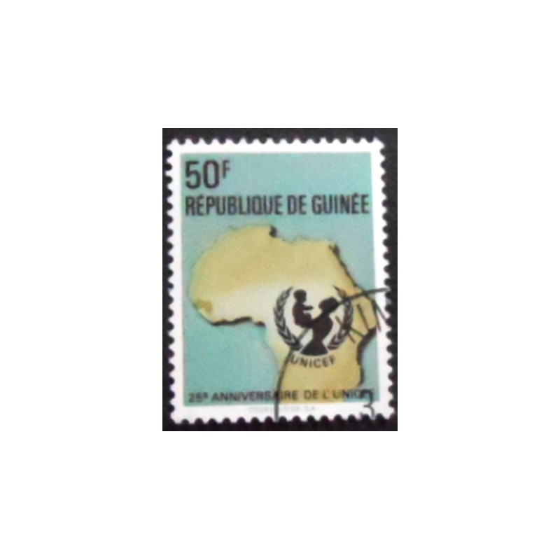 Imagem do selo postal da Rep. da Guiné de 1971 UNICEF Emblem and Map of Africa 50 anunciado