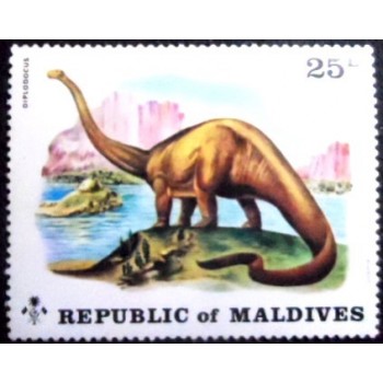 Imagem do selo postal das Maldivas de 1972 Diplodocus anunciado