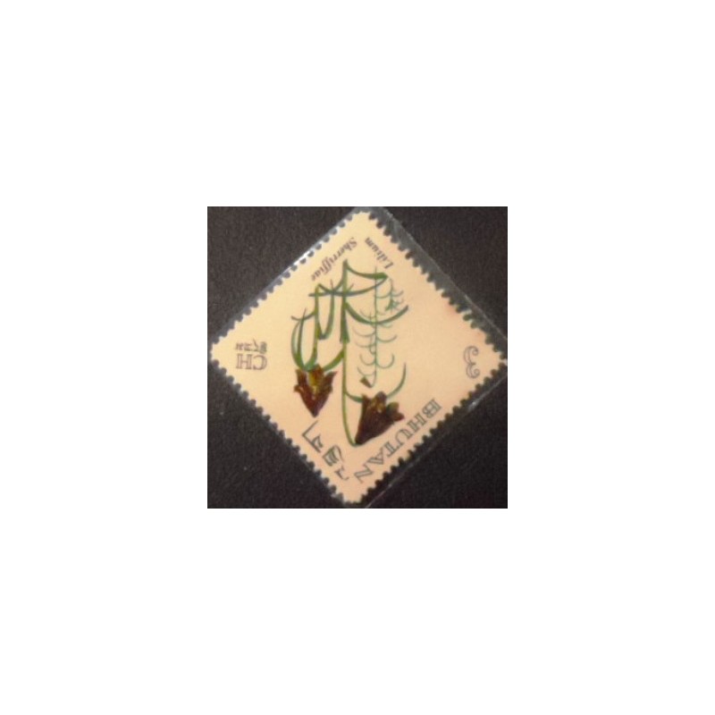 Imagem do selo postal do Bhutão de 1967 Lilium sherriffiae anunciado