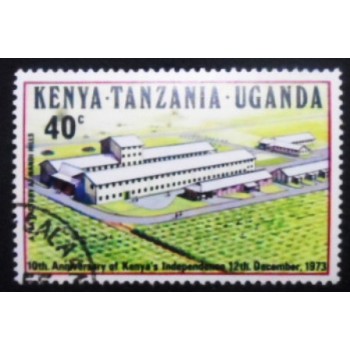 Imagem do selo postal da África Oriental Britânica de 1973 Tea Factory at Nandi Hills