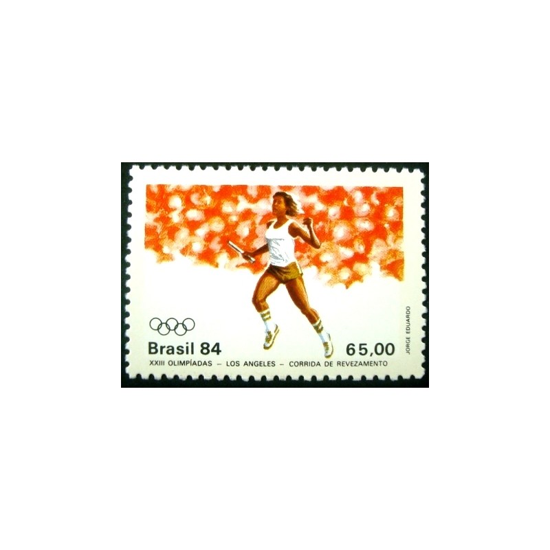 Imagem do selo postal do Brasil de 1984 Corrida de Revezamento M anunciado