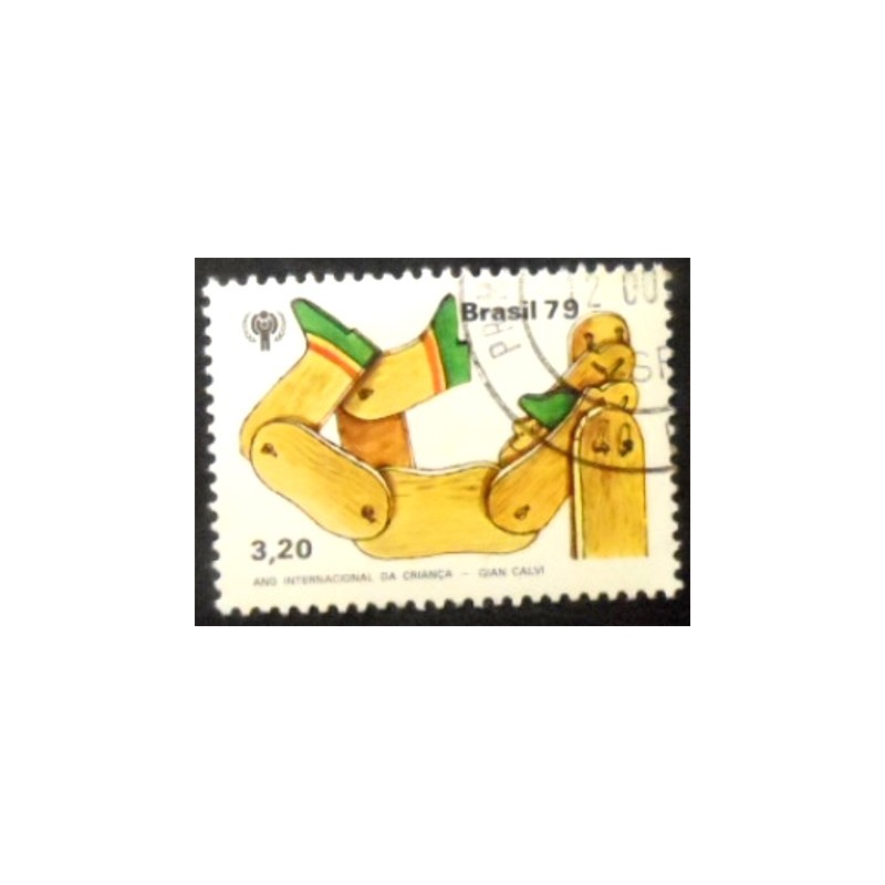Imagem doi selo postal do Brasil de 1978 Boneca de Pau MCC