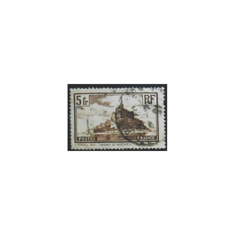Imagem similar à do selo postal da França de 1930 Mont Saint Michel U anunciado