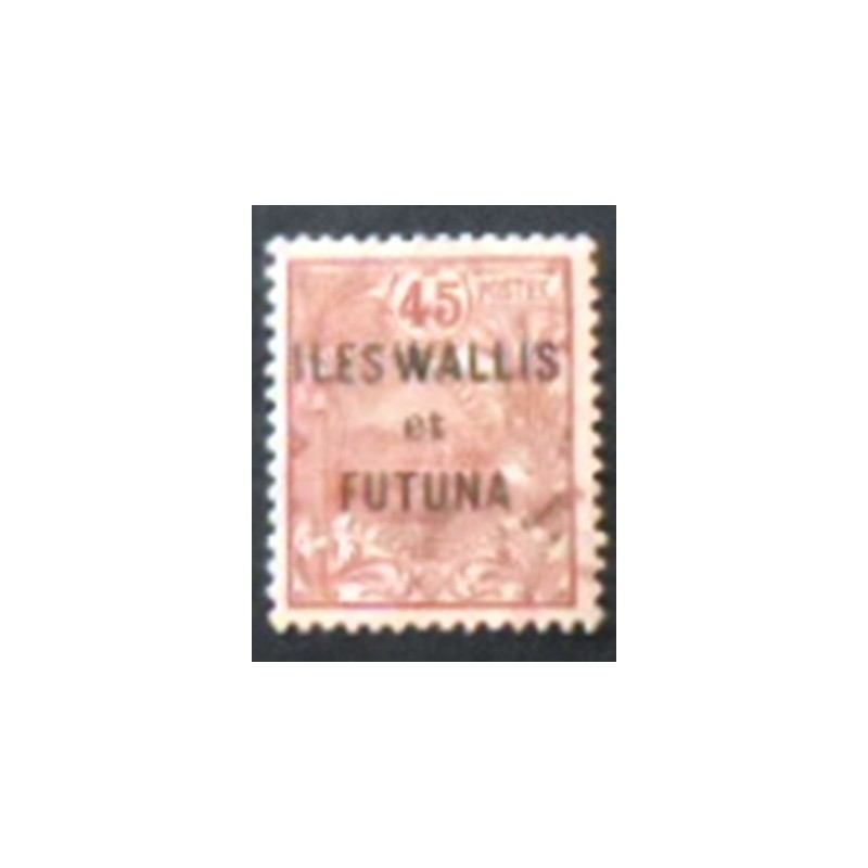 Imagem do selo postal de Wallis et Futuna de 1920 Nouméa Harbor  overprinted 45 anunciado