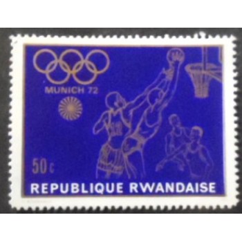 Imagem do selo postal de Ruanda de 1971 Basketball anunciado