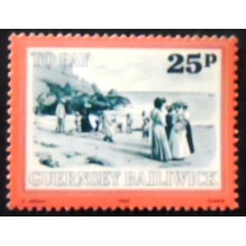 Imagem do selo postal de Guernsey de 1982 Saint's' Bay anunciado