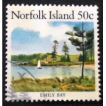 imagem do selo postal de Norfolk Island de 1987 Emily Bay anunciado