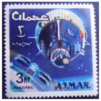 Imagem do selo postal de Ajman de 1966 Gemini space capsules