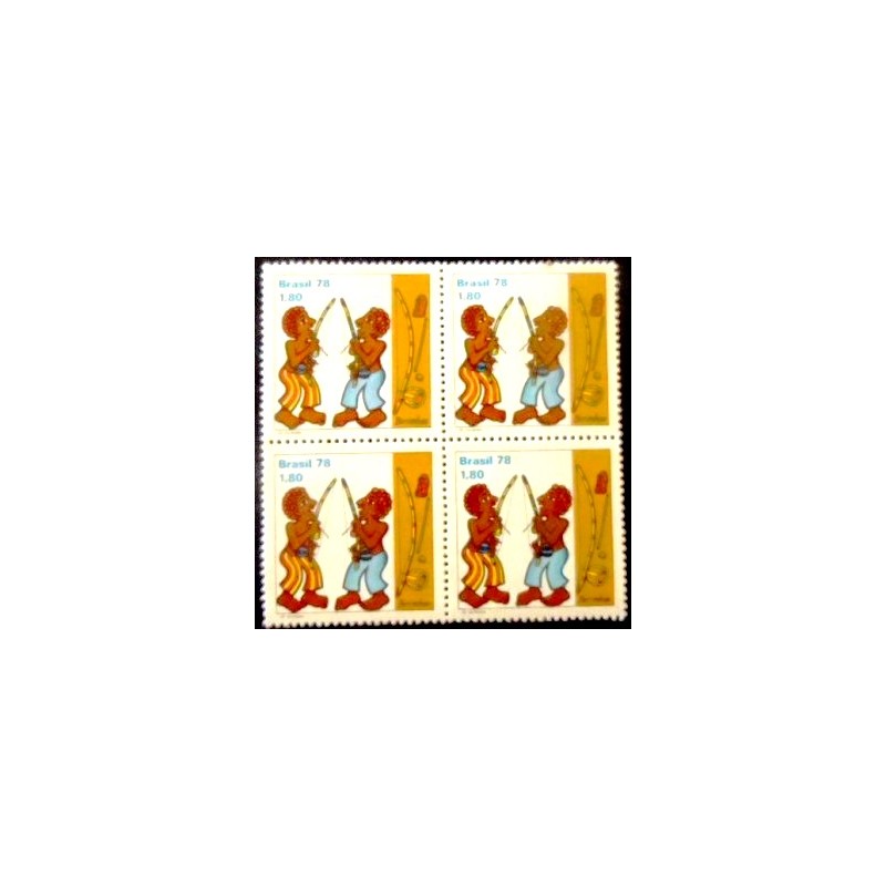 Imagem da quadra de selos postais do Brasil de 1978 Tocadores de Berimbau
