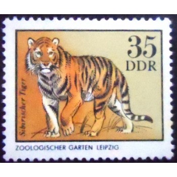 Imagem do selo postal da Alemanha Oriental de 1975 Amur Tiger