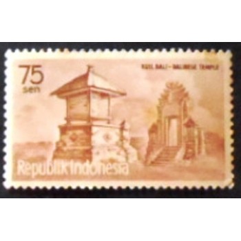 Imagem do selo postal da Indonésia de 1961 Balinese temple anunciado