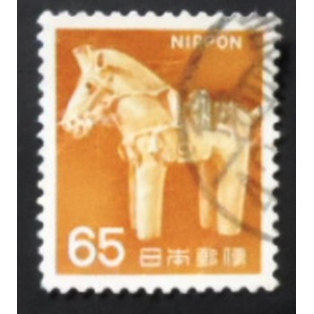 Imagem similar à do selo postal do Japão de 1966 Haniwa anunciado