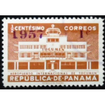 Selo postal do Panamá de 1957 Tocumen Airport Surcharged