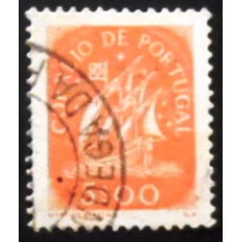 Imagem similar à do selo postal de Portugal de 1943 Caravel 5