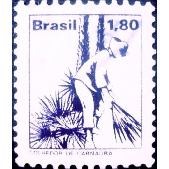 Selo postal do Brasil de 1979 Colhedor de Carnaúba U