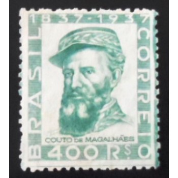Imagem similar à do selo postal do Brasil de 1938 José V. C. Magalhães U