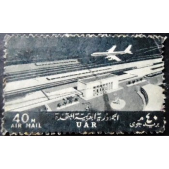 Selo postal do Egito de 1963 Airplane & Railroad Station in Luxor