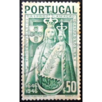 Imagem similar à do selo postal de Portugal de 1946 Maria with Child Jesus U