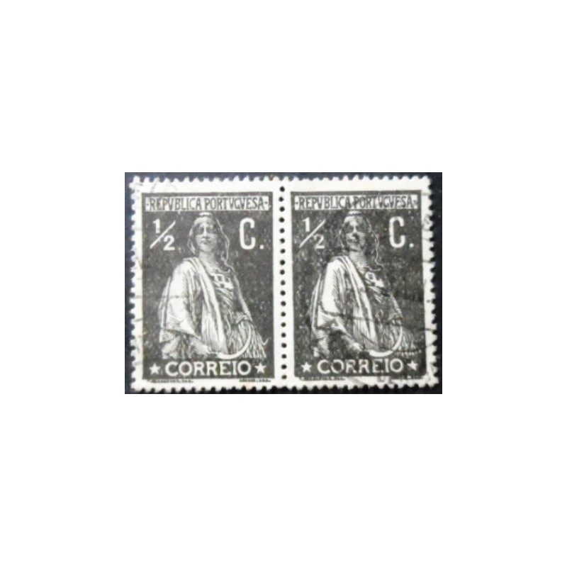 Par de selos postais de Portugal de 1912 Ceres ½