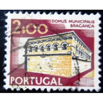 Imagem similar à do selo postal de Portugal de 1978 Bragança City Hall