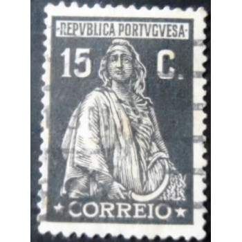 Imagem similar à do selo postal de Portugal de 1926 Ceres