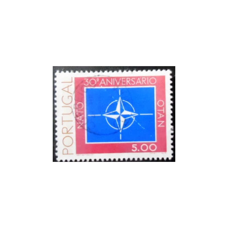 Selo postal de Portugal de 1979 NATO emblem