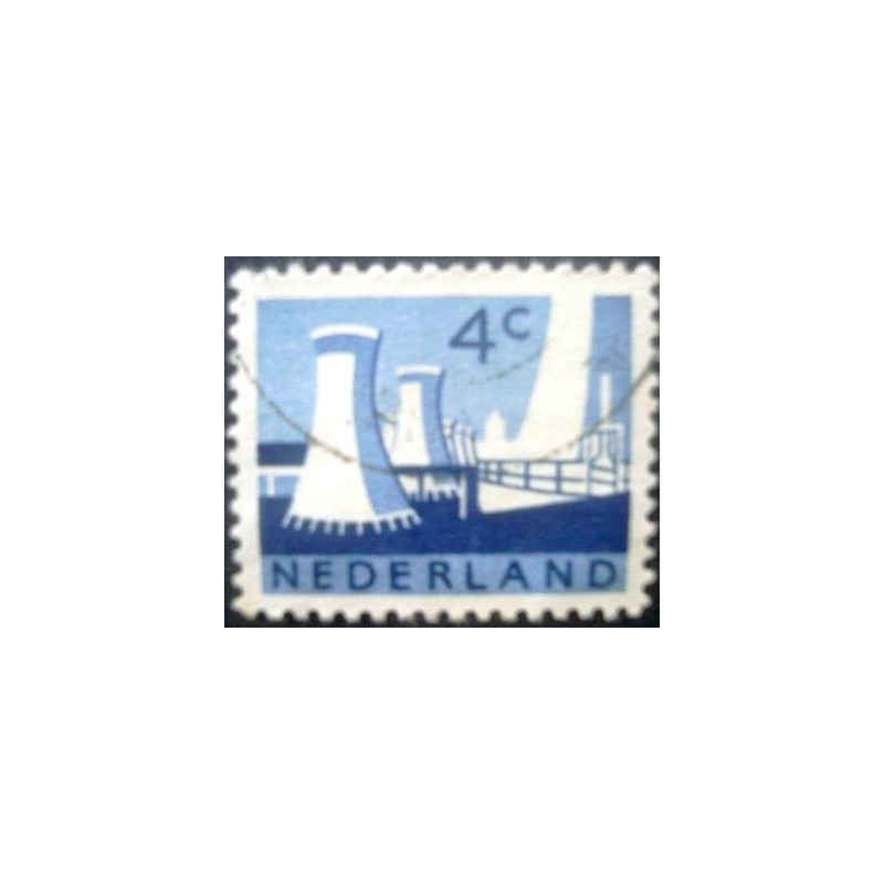 Imagem similar à do selo postal da Holanda de 1963 Cooling towers