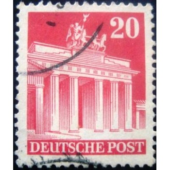 Imagem similar à do selo postal da Alemanha de 1948 Brandenburg Gate 20 SEV