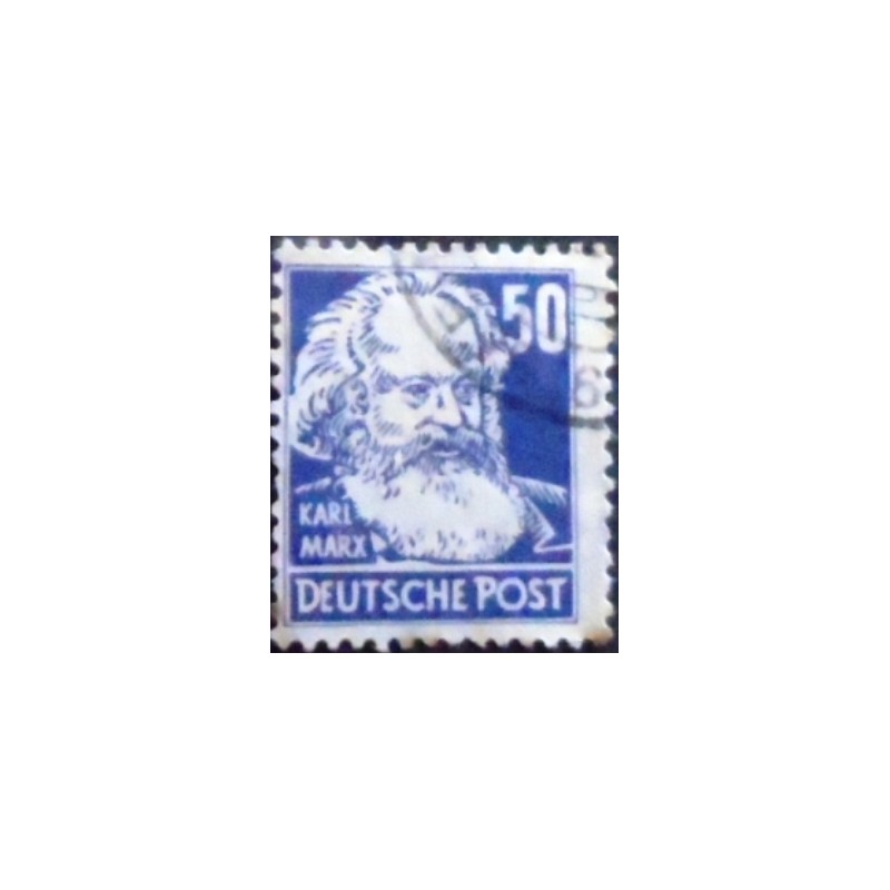 Imagem similar à do selo postal da Alemanha de 1948 Karl Marx U