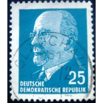 Imagem similar à do selo postal da Alemanha de 1963 Walter Ernst Paul Ulbricht 25