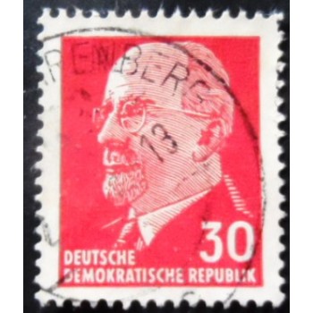 Imagem similar à do selo postal da Alemanha Oriental de 1963 Walter Ernst Paul Ulbricht 30