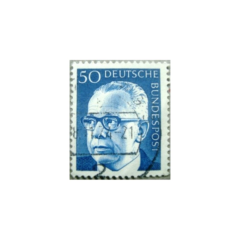 Imagem similar à do selo postal da Alemanha de 1971 Dr. Gustav Heinemann 50