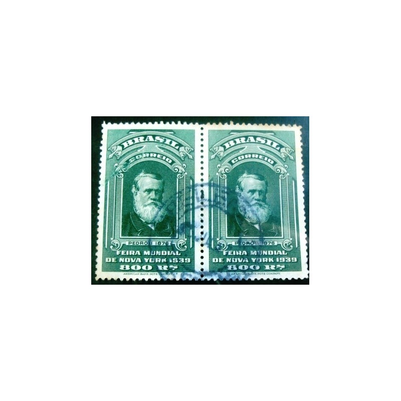 Par de selos postais do Brasil de 1939 Pedro II U