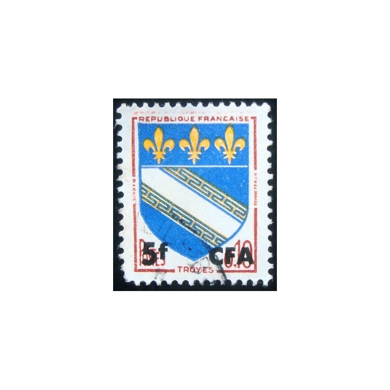 Selo postal de Reunion de 1963 Troyes Coat of Arms surcharged