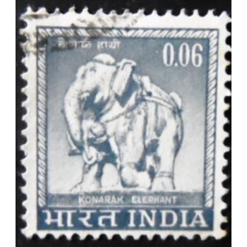 Selo postal da Índia de 1966 Konarak Elephant U