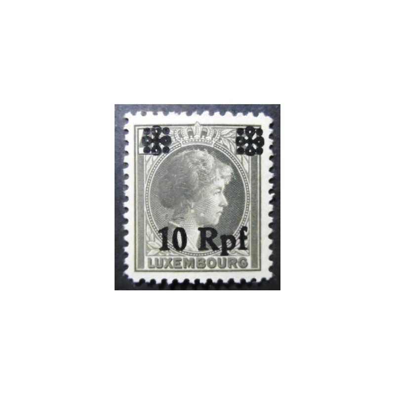 Selo postal de Luxemburgo de 1940 Grand Duchess Charlotte overprinted 10